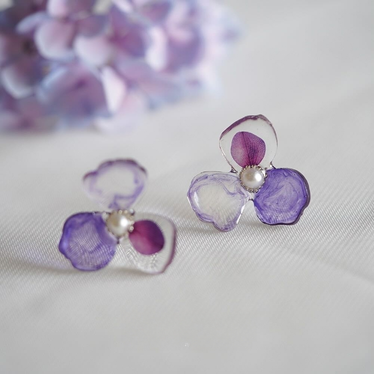 Violet